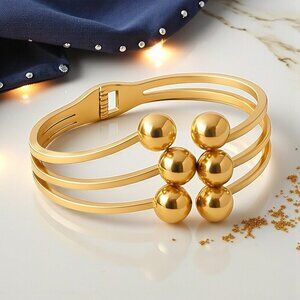 Modern Chic Ball‎ Cluster 18K Gold Plated Stainless Steel Bangle Bracelet